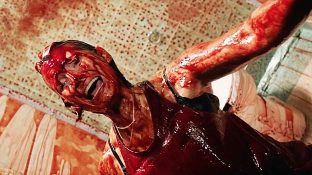 Quase 18 mil litros de sangue falso foram utilizados ​​em uma única cena deste clássico do terror: “A maior quantidade de sangue que já houve em um filme”