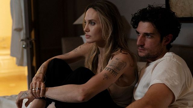 Imagem da notícia Filho de Angelina Jolie e Brad Pitt não usa sobrenome do pai em novo filme: Ele é o 4º a fazer isso