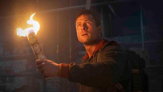 Imagem da notícia Arnold Schwarzenegger estava certo: Já assisti O Sobrevivente e nova adaptação é para deixar Stephen King feliz