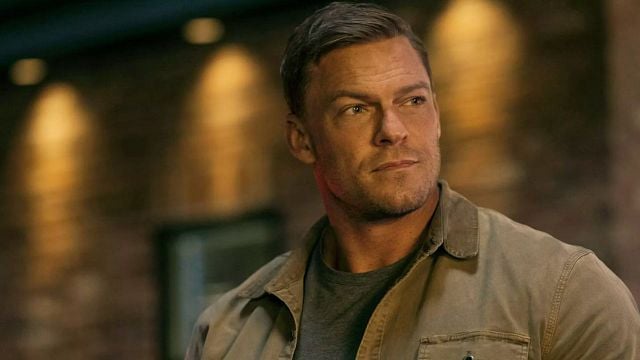 Imagem da notícia Reacher: Série de Alan Ritchson mudou um ator do seu elenco e você nem percebeu