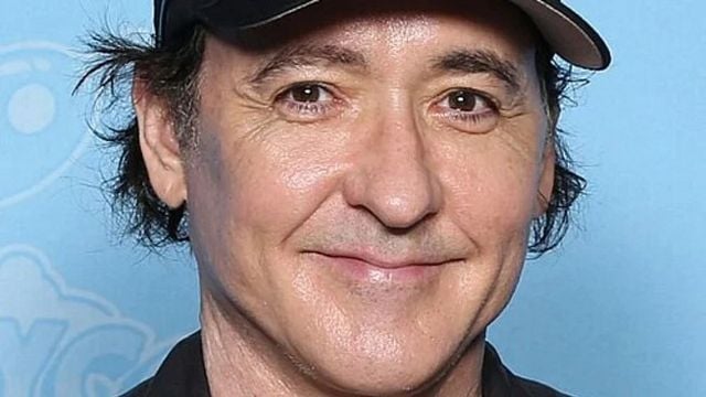 Imagem da notícia A queda de John Cusack: Você não ouve mais falar dele porque ele está há 10 anos engatando filmes lançados direto em vídeo e superproduções chinesas