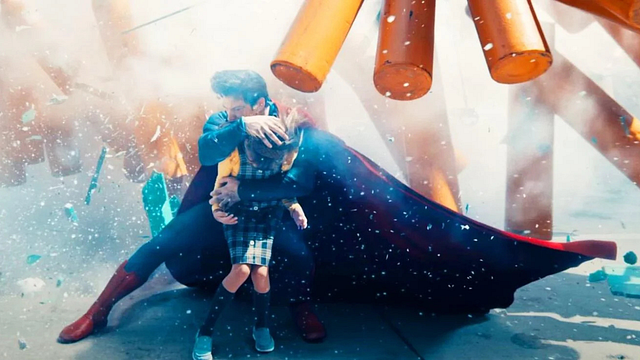 Imagem da notícia "Henry Cavill teria chutado a bunda dele": Novo teaser de Superman mostra vilão lendário e divide fãs