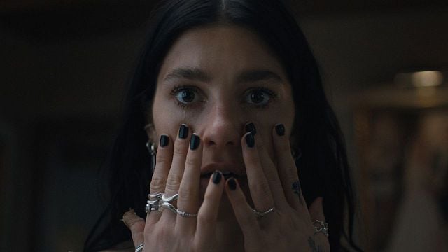 Imagem da notícia Algo Horrível Vai Acontecer na Netflix: Faltam 3 dias para a nova série de terror dos criadores de Stranger Things