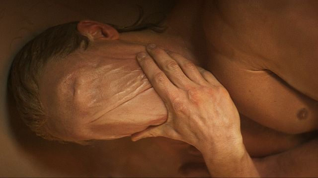 Imagem da notícia O Batman vai aparecer em Cara-de-Barro? Equipe brinca sobre participação de Robert Pattinson no novo filme da DC