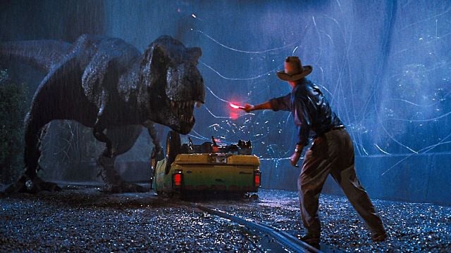 Imagem da notícia "Muito assustador": Antes de Avatar, James Cameron quase fez Jurassic Park para maiores de 18 anos, mas perdeu disputa para Steven Spielberg
