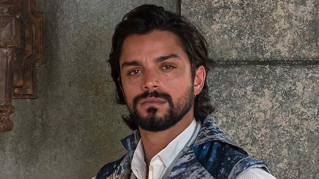 Imagem da notícia Resumo de A Nobreza do Amor (13 a 18/04): Omar desperta e vive reencontro emocionante, mas tragédia na prisão pega todos de surpresa