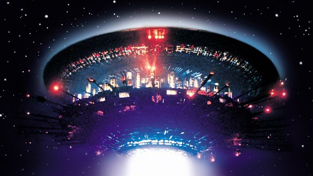 Imagem da notícia É o filme de ficção científica imperdível de 2026, comandado por uma lenda do cinema!