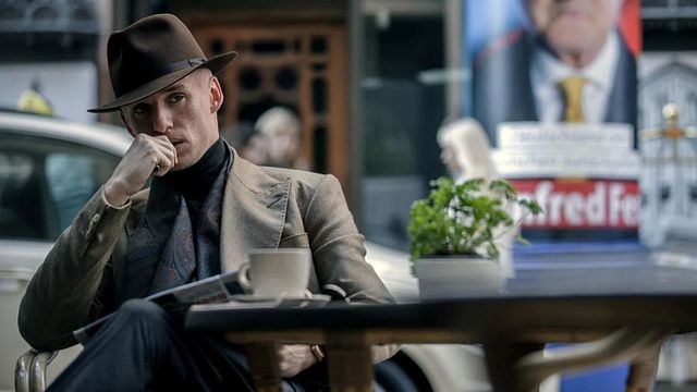 Imagem da notícia Hoje no streaming: Um dos romances de espionagem mais famosos de todos os tempos estreia em formato de série