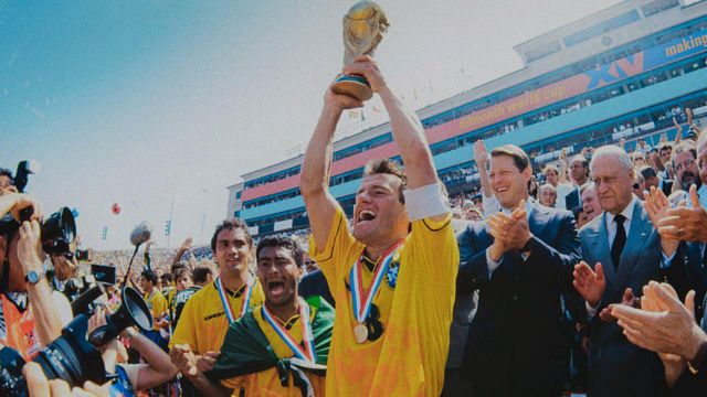 Imagem da notícia Lançamentos da Netflix na semana (01/06 a 07/06): Já entrou no clima da Copa do Mundo? Estas estreias vão te preparar para o torneio