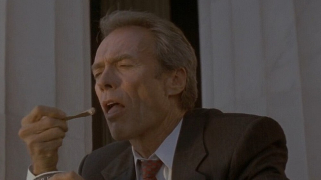 Imagem da notícia Clint Eastwood gosta tanto de sorvete que se candidatou a prefeito para defendê-lo em sua cidade: "As coisas saíram do controle"