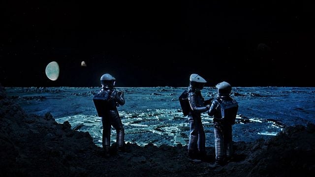 Imagem da notícia "Já vi 18 vezes": James Cameron adora esta obra-prima da ficção científica avaliada com 4,4 de 5 estrelas