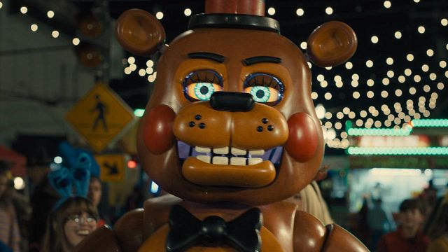 Imagem da notícia Five Nights At Freddy's 2 vai ter continuação? Novo filme de terror é 3 vezes maior e tem reunião de Pânico