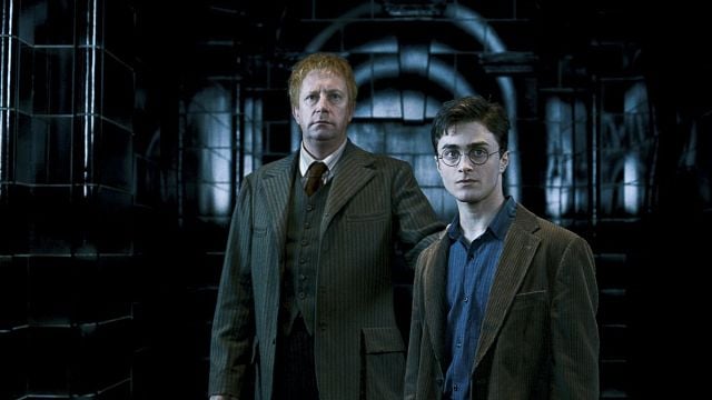 Imagem da notícia Filho de grande vilão dos filmes de Harry Potter é escalado como o patriarca da família Weasley na 2ª temporada da nova adaptação da saga