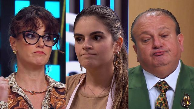 Imagem da notícia Quem saiu do MasterChef Brasil? Participante se atrapalha com a cenoura, é eliminada e revolta fãs: "Já podem preparar a repescagem"