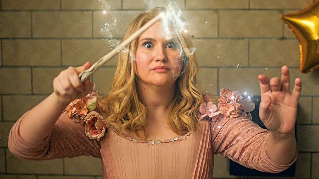 Imagem da notícia Sessão da Tarde hoje (27/02): Filme Fada Madrinha teve o final alterado por um triste motivo – mas ficou melhor do que o imaginado!