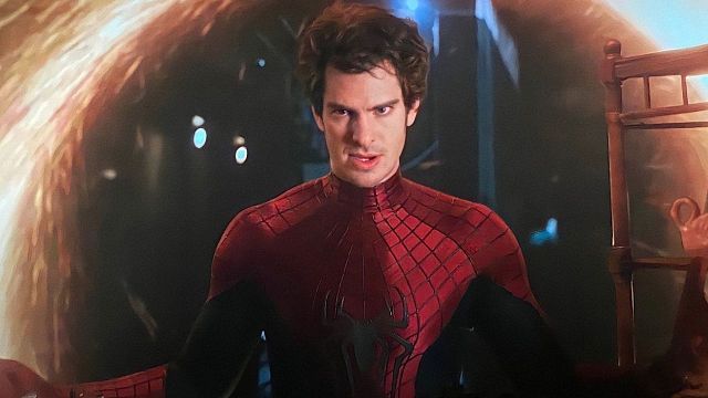 Polêmico filme do Homem-Aranha feito por fãs é lançado de graça