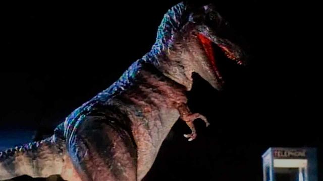 Imagem da notícia Em 1993, um mês antes de Jurassic Park, foi lançado outro filme de dinossauro que custou 75 vezes menos e ninguém sabe que ele existe