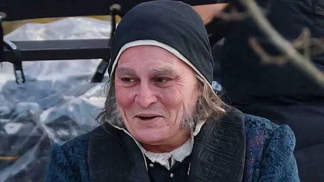 Imagem da notícia Primeiras imagens: Johnny Depp surge irreconhecível neste famoso papel da literatura fantástica
