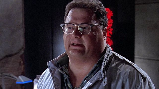 Imagem da notícia Jurassic Park: Se os fãs estiverem certos sobre este pequeno detalhe, Spielberg é definitivamente um gênio!