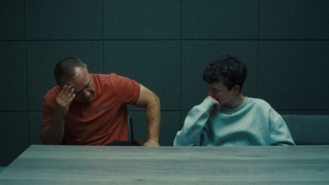 Imagem da notícia Você gostou de Adolescência na Netflix? Aqui estão outras 3 séries para assistir urgentemente