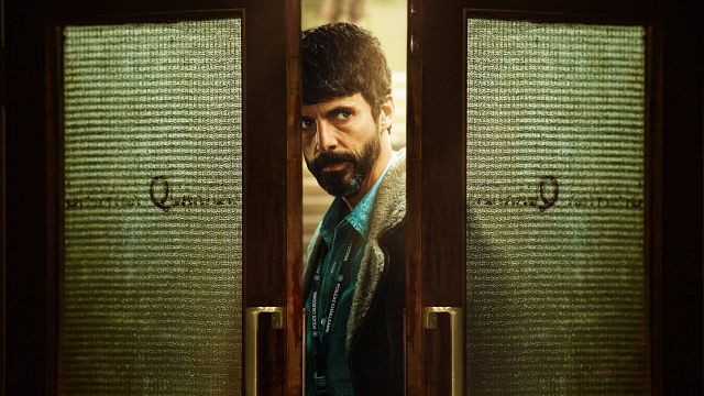 Imagem da notícia Lançamentos da Netflix na semana (26/05 a 01/06): Série de suspense policial do diretor de O Gambito da Rainha fica como destaque