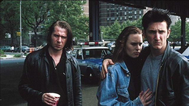 Imagem da notícia Hoje no streaming: Gary Oldman, Sean Penn e Ed Harris em um dos melhores suspenses dos anos 90, injustamente esquecido!