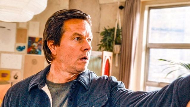 Imagem da notícia “Estávamos sempre caindo”: Mark Wahlberg elege a cena mais difícil de Plano em Família 2 e não poupa elogios à estrela de Game of Thrones (Entrevista)