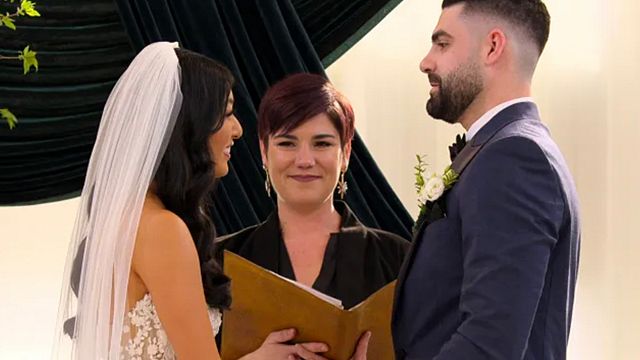 Imagem da notícia Casamento às Cegas: Descubra quais casais disseram "sim" no altar e quem ficou para trás na 10ª temporada do reality da Netflix