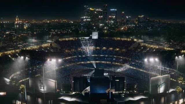 Imagem da notícia 30 milhões de visualizações em 6 horas: 17 anos após sua morte, chega o filme sobre uma das maiores e mais influentes estrelas da música