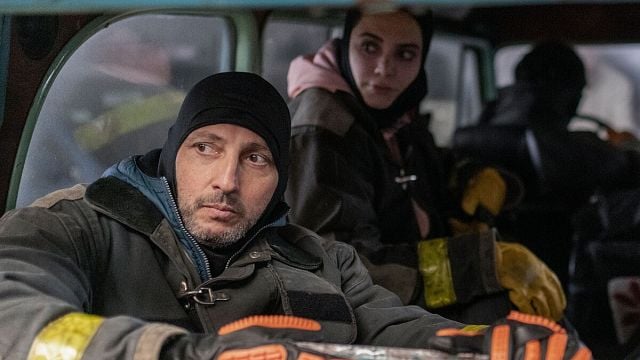 Imagem da notícia A Netflix admite que começou a usar inteligência artificial para cortar custos: Esta excelente série de ficção científica foi a primeira