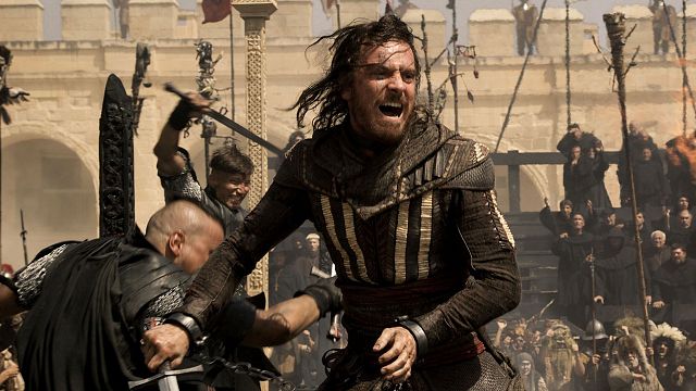 Imagem da notícia Sessão da Tarde hoje (20/05): Assassin's Creed quebrou o recorde de queda livre em um filme – e teve 95% das lutas sem dublês!