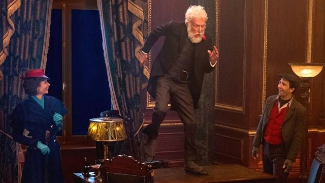 Imagem da notícia Ele tem 100 anos e ainda está na ativa: Há 3 anos, esta lenda de Hollywood dançou em um show ao vivo e, aos 92 anos, filmou cenas sem dublê