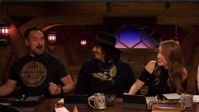 Imagem da notícia Começar a jogar Dungeons and Dragons é intimidante para muitos, então esse grupo de atores transformou seus próprios games em um megaevento na internet