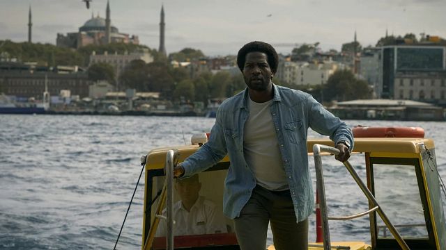 Imagem da notícia Passou despercebida no início, mas essa série de investigação viciante agora estreia uma nova temporada