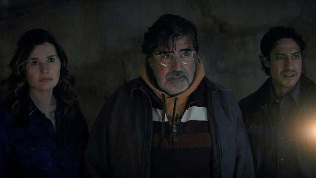 Imagem da notícia Stranger Things para adultos: Entenda o final chocante de The Boroughs, nova série de ficção científica da Netflix