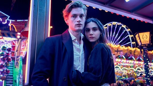 Imagem da notícia Gostou de Maxton Hall? Damian Hardung vai estrelar série de vampiros inspirada em Romeu e Julieta