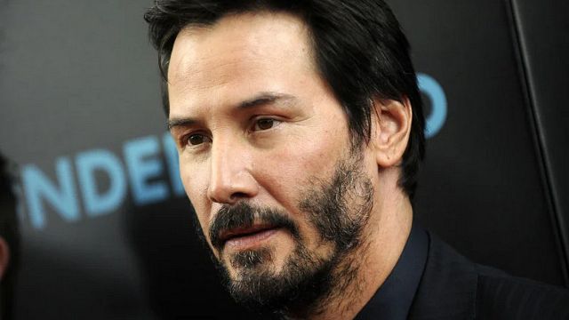 Imagem da notícia Keanu Reeves aparece em Coringa e ninguém percebeu: Sua aparição acabou se tornando um anacronismo no filme