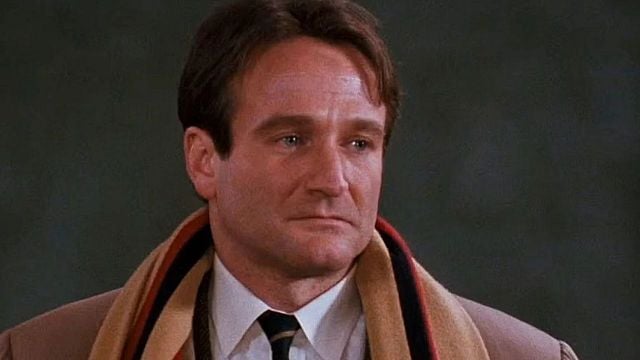 Imagem da notícia Ethan Hawke percebeu os problemas de Robin Williams no set de Sociedade dos Poetas Mortos: "Foi exaustivo"