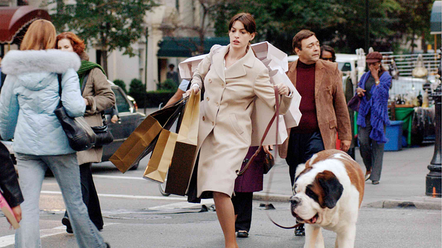 Imagem da notícia "Acho que já vi umas 70 vezes": John Krasinski era um grande fã deste famoso filme dos anos 2000, no qual sua futura esposa estrelou