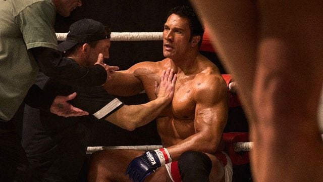Imagem da notícia "Eu podia desaparecer": The Rock está tão irreconhecível em novo filme que passou despercebido pelos figurantes