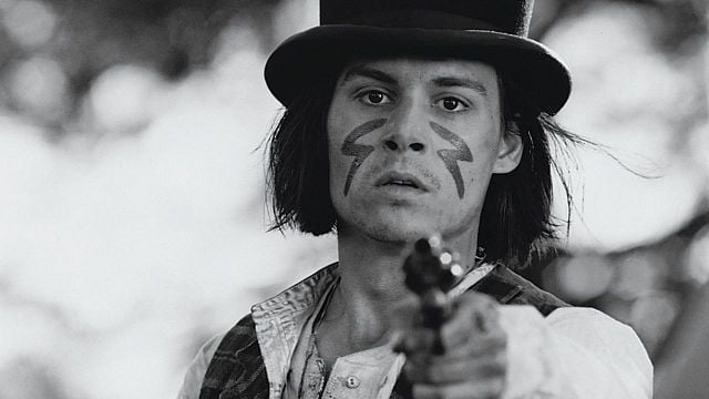 Imagem da notícia Ninguém lembra que Johnny Depp estrelou este ótimo faroeste: Imperdível para fãs do gênero