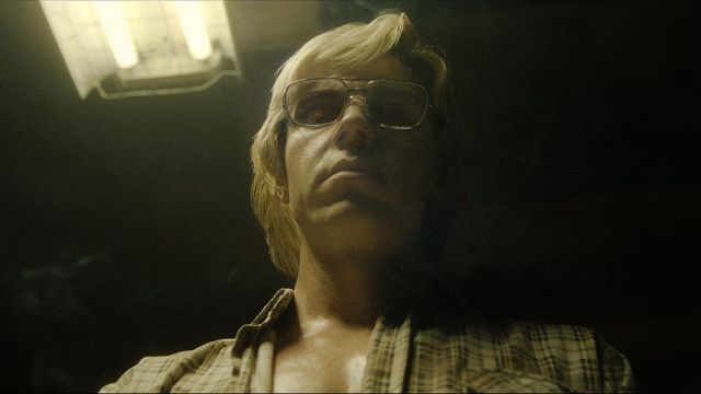 Imagem da notícia É a minissérie mais assistida da história da Netflix, mas causou repulsa: Uma história verídica, perturbadora e inadequada para estômagos sensíveis