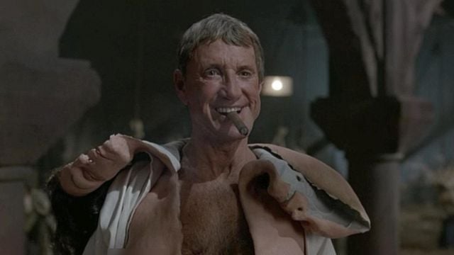 Imagem da notícia Já viu? Este clássico do terror é bizarro, repugnante e um clássico absoluto!