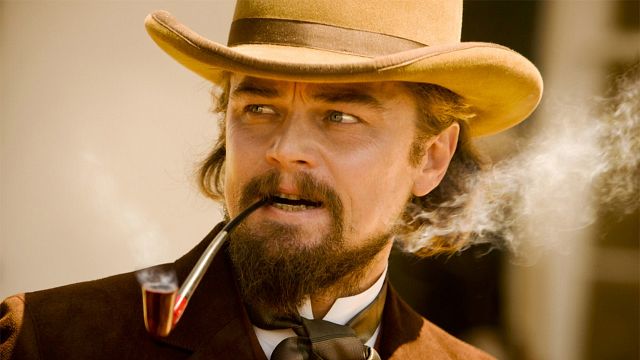 Imagem da notícia Leonardo DiCaprio no modo Tom Cruise: Ele se machucou filmando uma das melhores cenas de Django Livre, mas não saiu do personagem