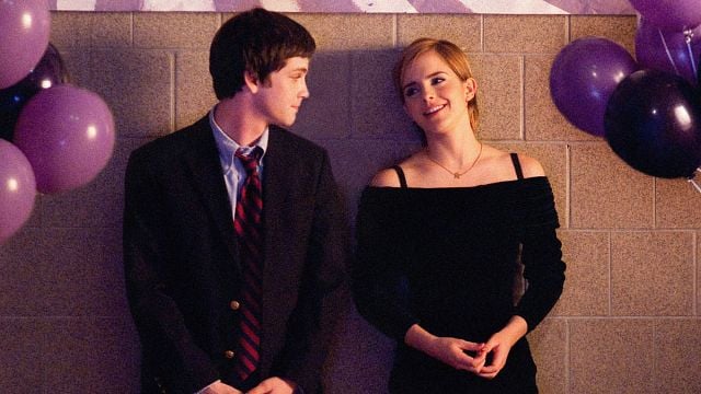 Imagem da notícia Estrelado por Emma Watson: Você só tem até hoje (!) para assistir a um dos melhores dramas dos últimos anos na Netflix