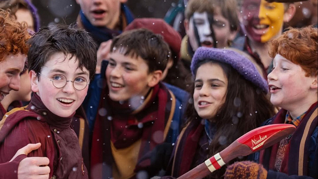 Imagem da notícia "Nossas preces foram atendidas’’: HBO atende ao pedido dos fãs e faz mudança fundamental na série do Harry Potter