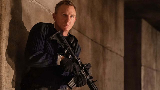 Imagem da notícia O homem que aparece em mais filmes de James Bond do que as próprias estrelas de 007 - e ele nem é ator!