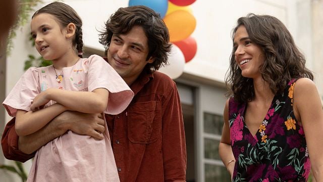 Imagem da notícia Os segredos da nova série de Bruna Marquezine e Gabriel Leone: Paredes que antecipam uma tragédia anunciada (Visita ao set de Véspera)