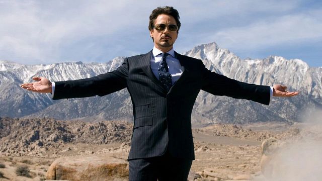 Pause Homem de Ferro 2 no minuto 26 e descubra que Tony Stark não é o único gênio bilionário da Marvel