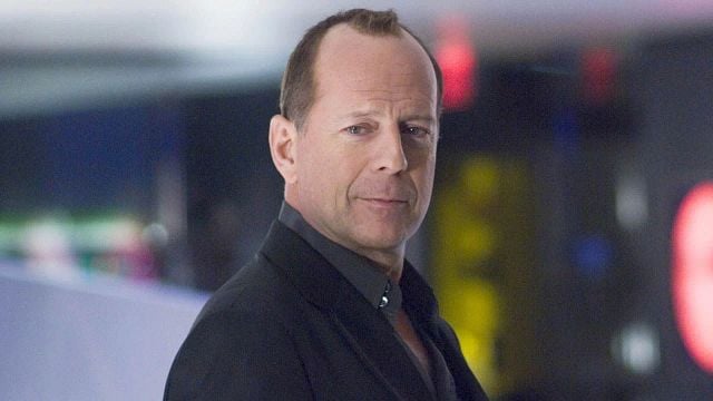 Imagem da notícia "Os únicos dois papéis que me arrependo": Há 30 anos, Bruce Willis recusou uma obra-prima que ganhou 9 Oscars